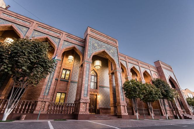 Ichan Qal'a Premium Class Hotel