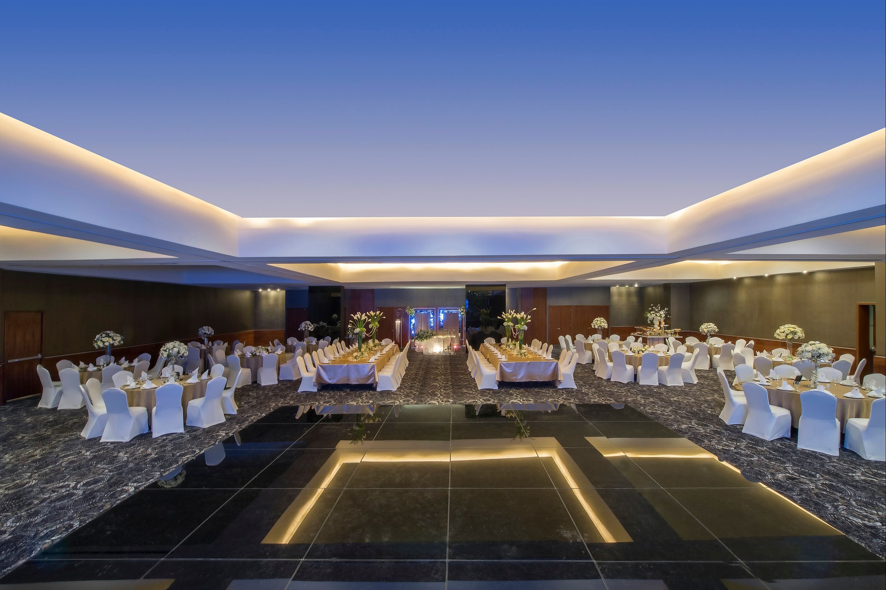 Banquet hall