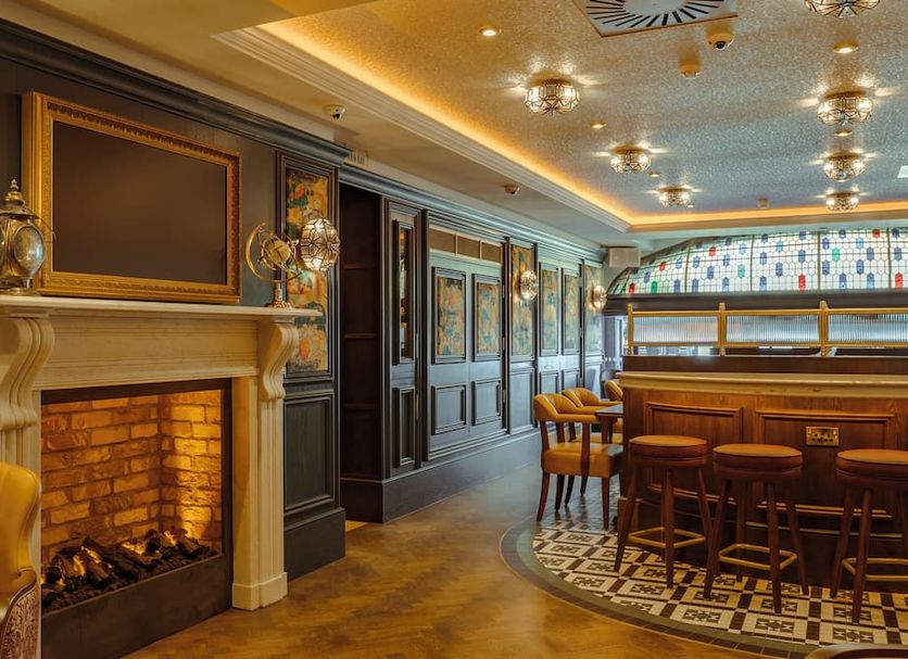 Bar Photo