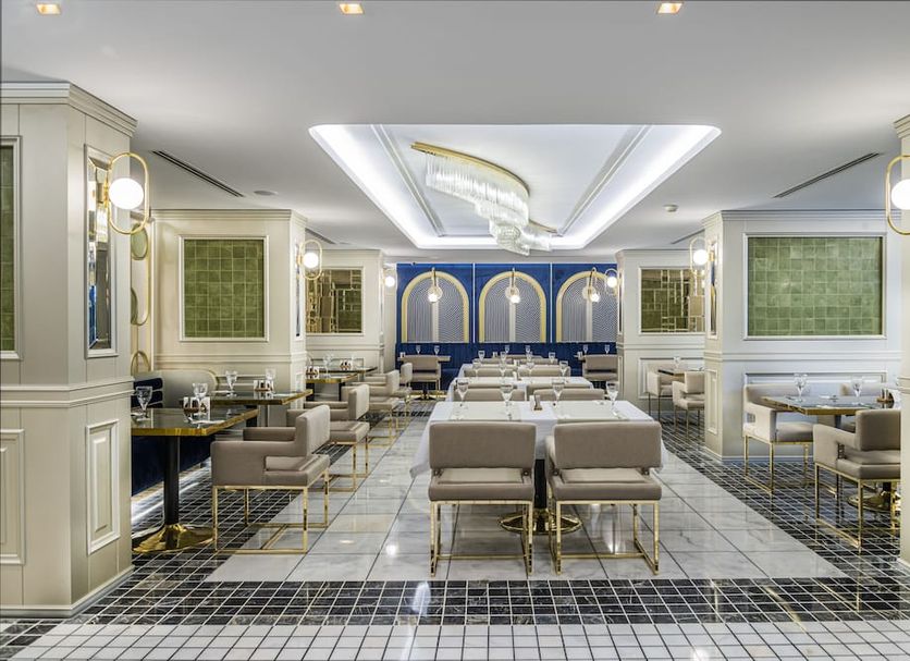 Restaurant Photo