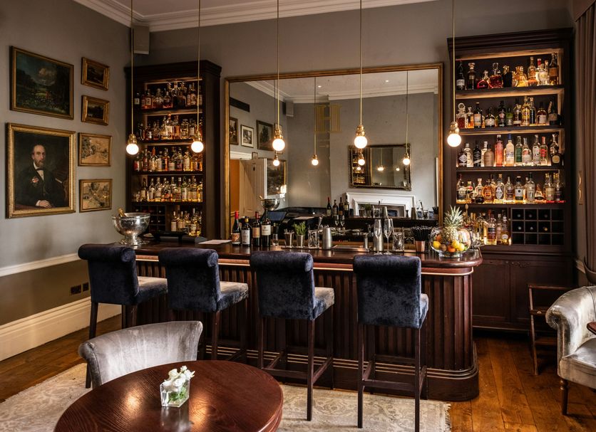 Bar Photo