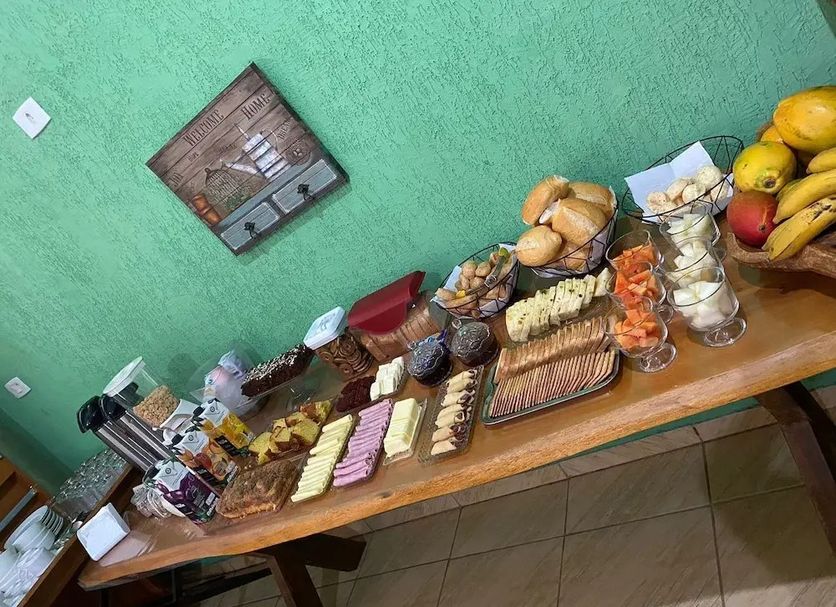 Buffet Photo