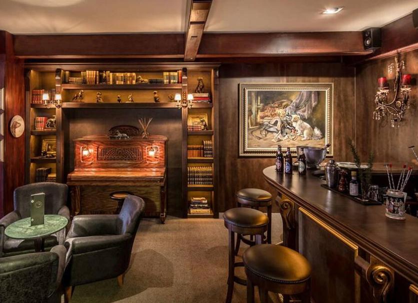 Bar Photo