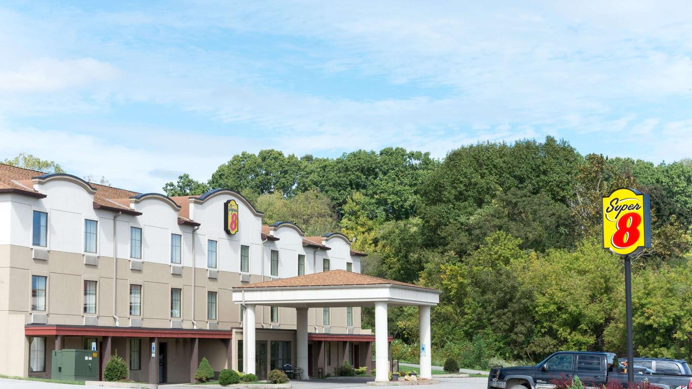 Super 8 by Wyndham Beaver Falls