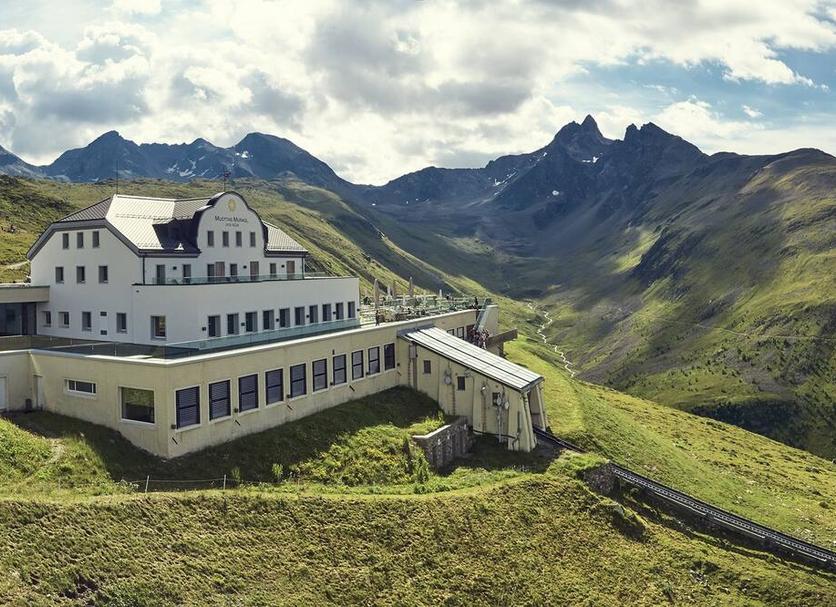 Building Photo
