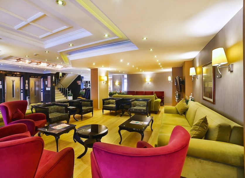 Lounge Photo