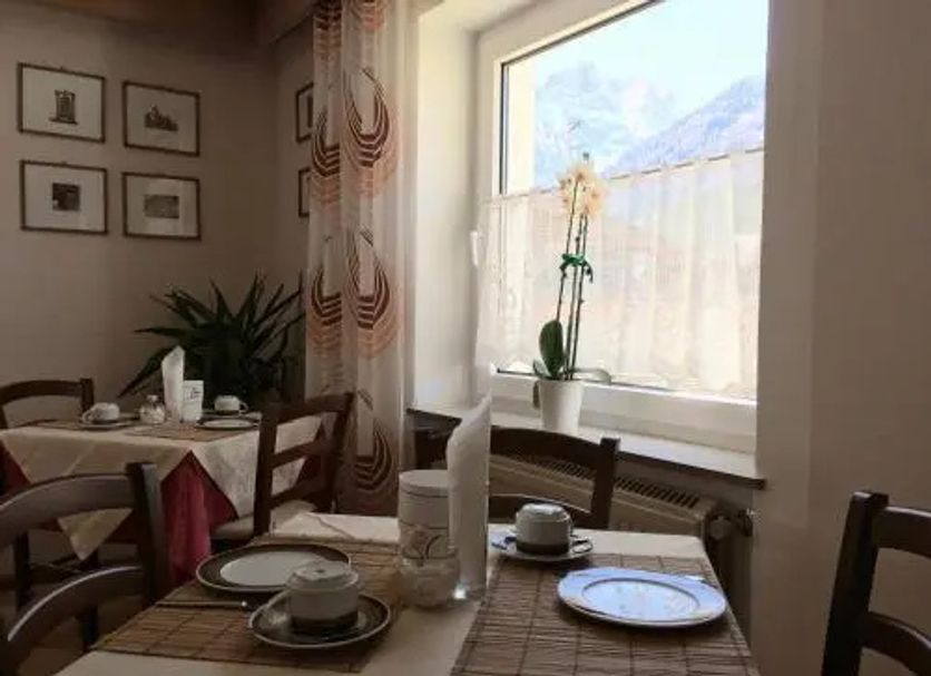 Dining room Photo