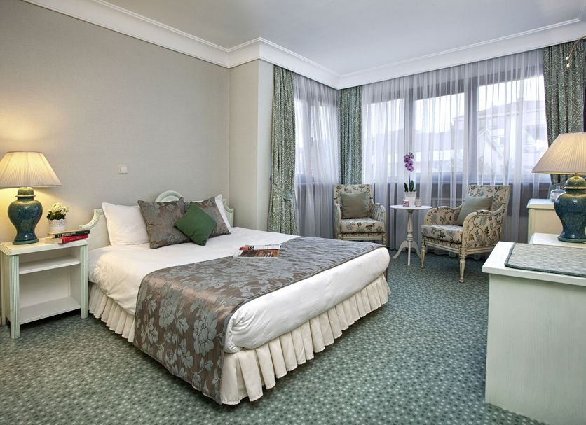 Bedroom Photo