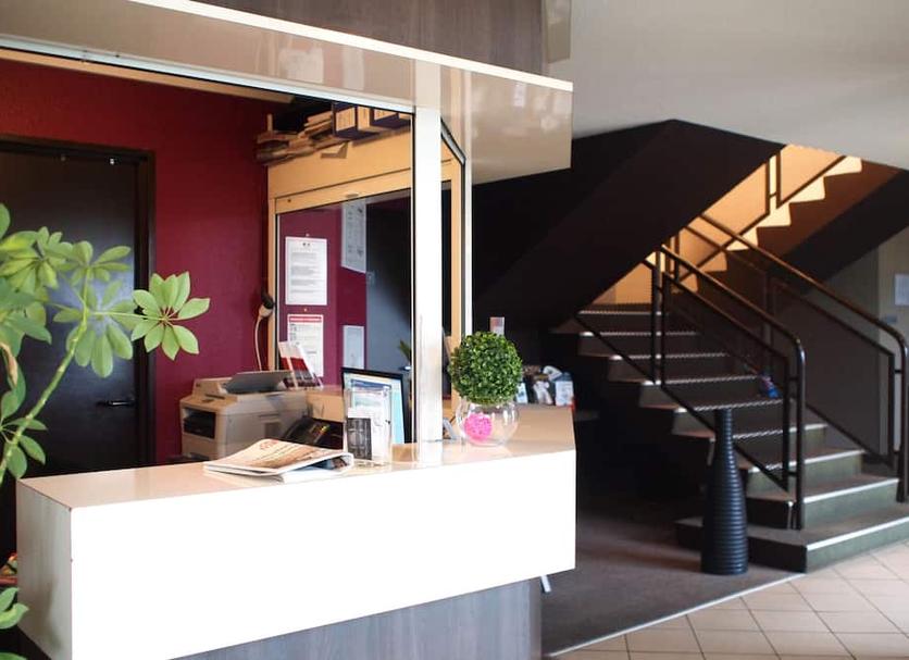 Front desk Photo