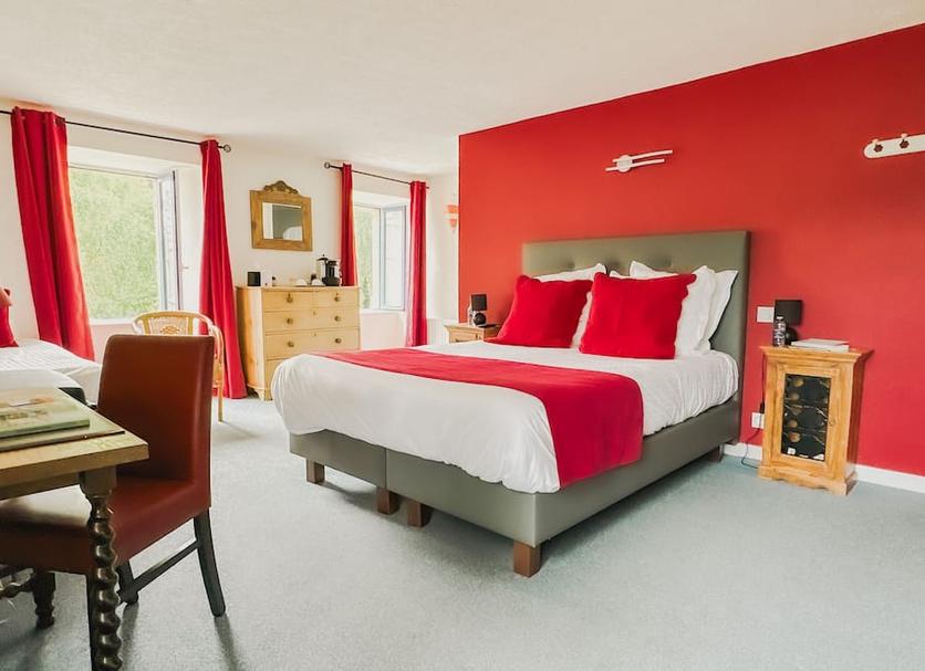 Bedroom Photo