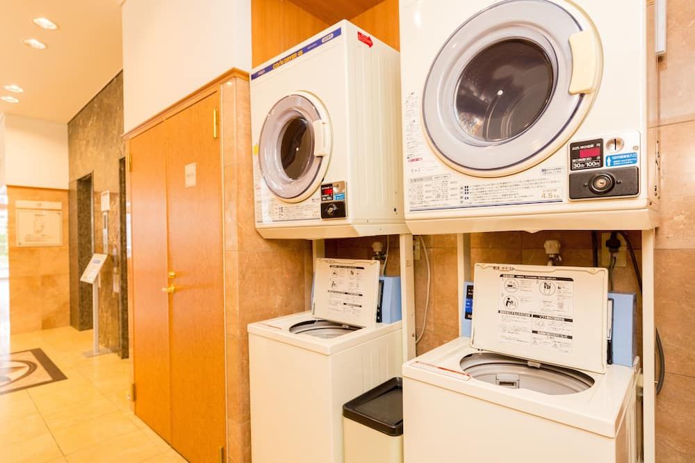 Toyoko Inn Tokyo Monzen-nakacho Eitaibashi C$ 77 (C̶$̶ ̶3̶9̶0̶