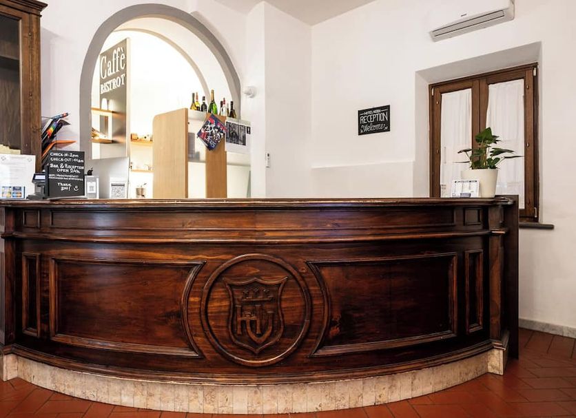 Front desk Photo