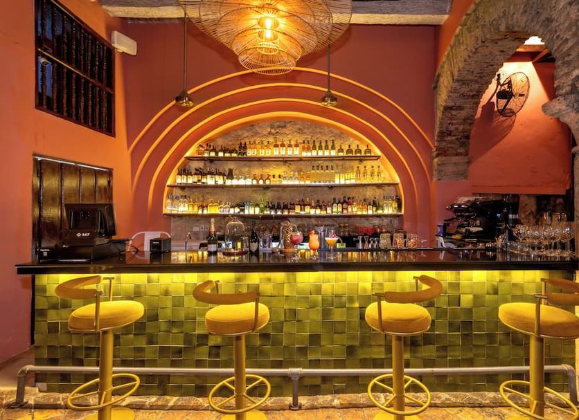 Bar Photo