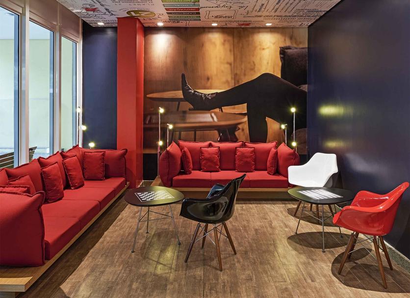 Lounge Photo