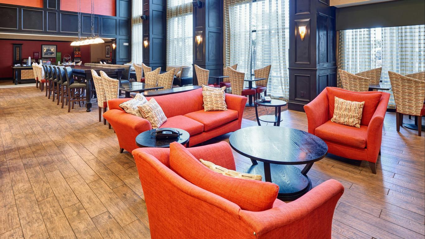 Hampton Inn & Suites Waco-South