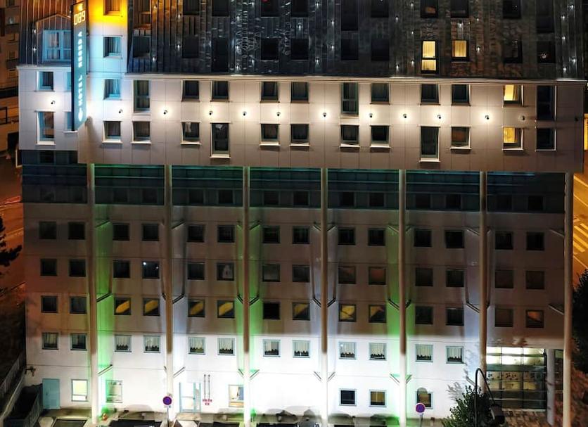 Building Photo