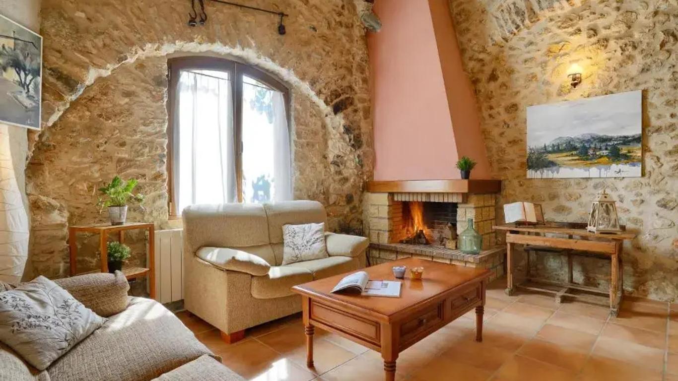 Turisme Rural Mas Ramades