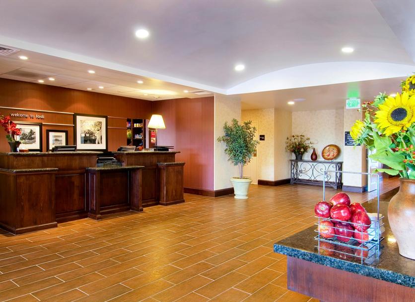 Front desk Photo