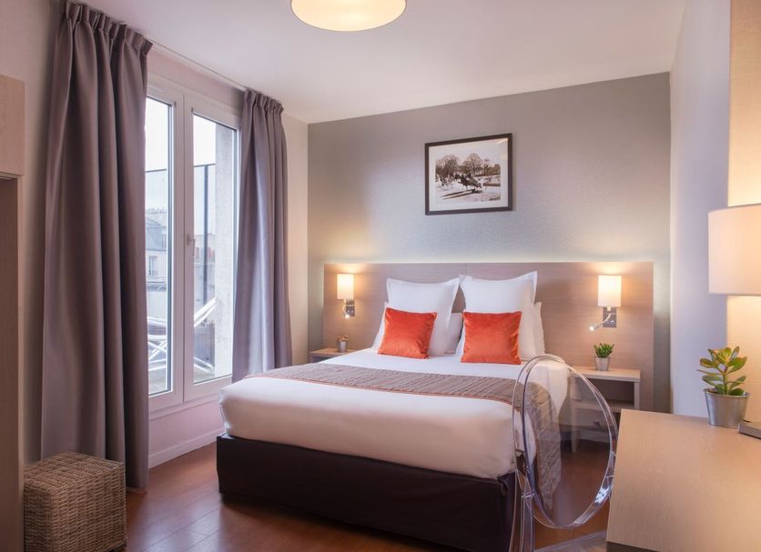 Bedroom Photo