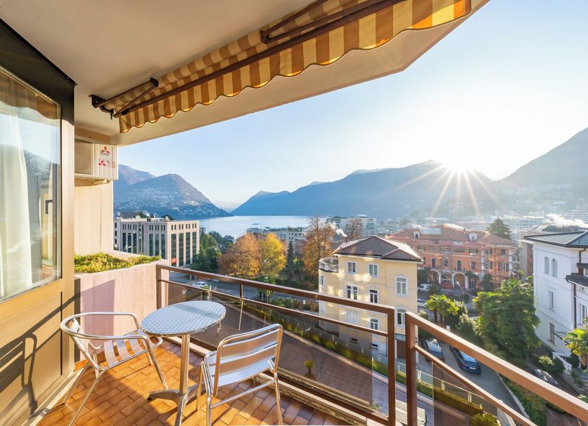 Balcony Photo