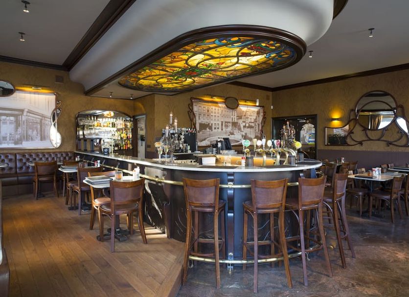 Bar Photo