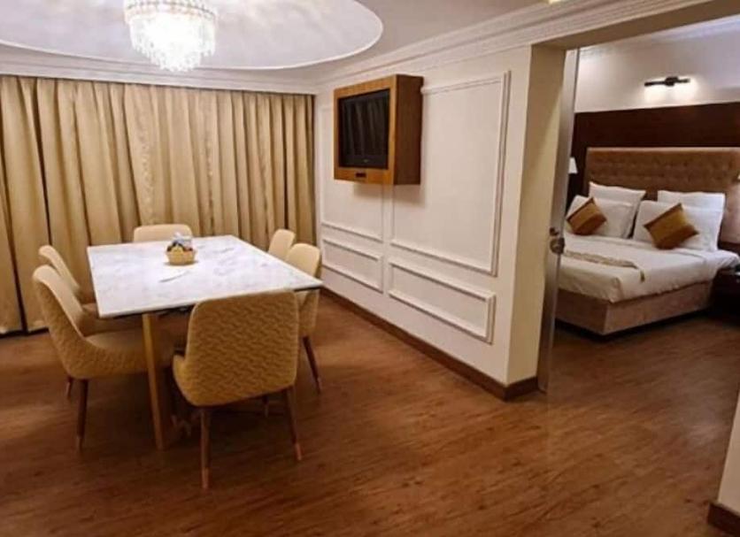 Dining room Photo