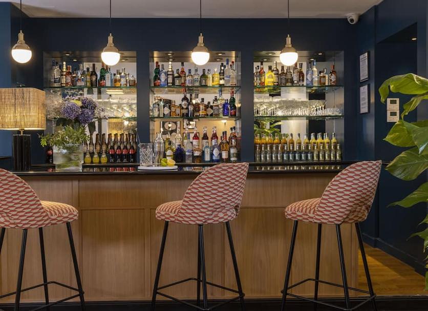 Bar Photo