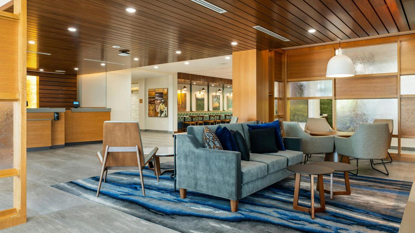 Fairfield by Marriott Inn & Suites North Bay