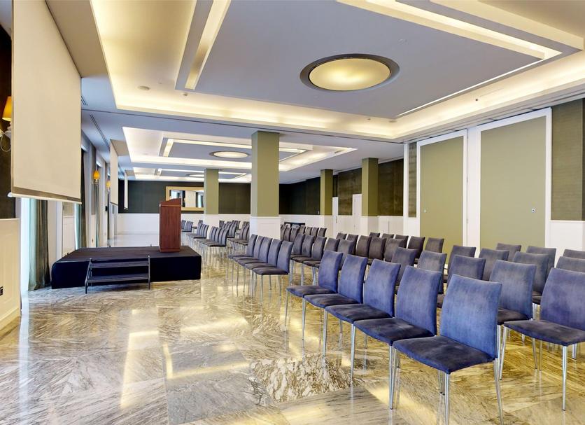 Conference room Photo