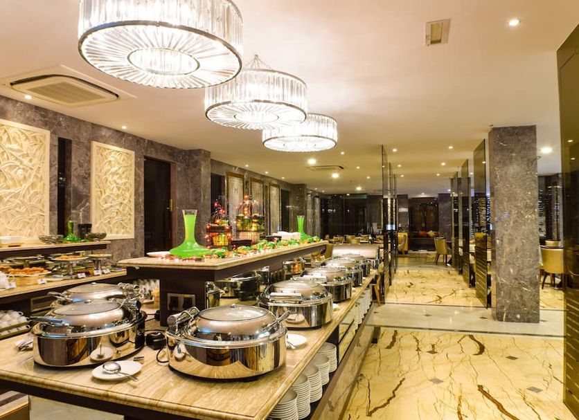 Buffet Photo