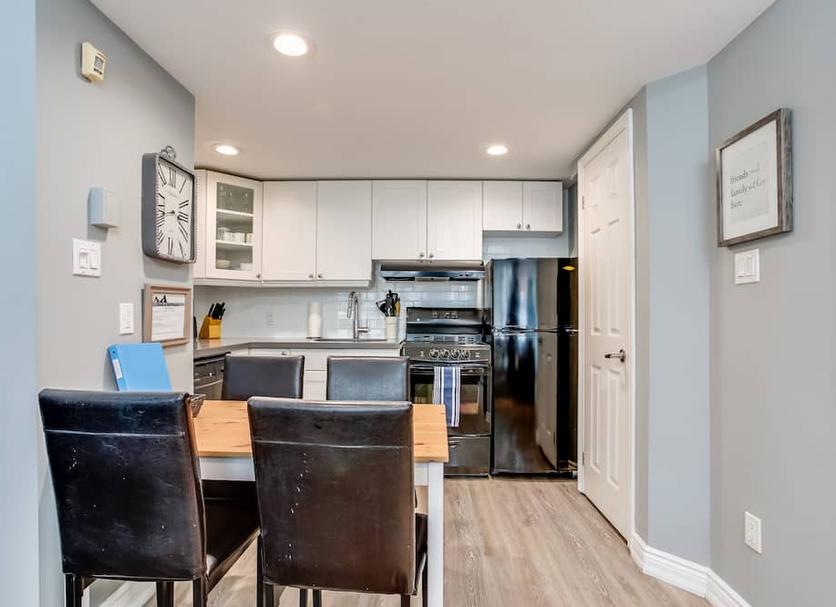 Kitchen Photo