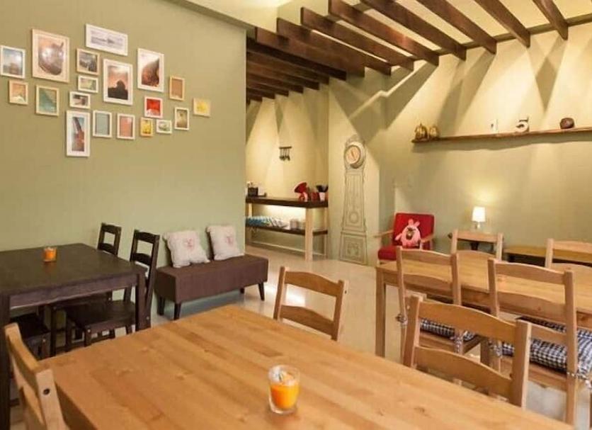 Dining room Photo
