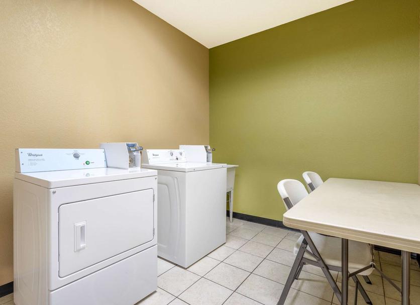 Laundry facility Photo