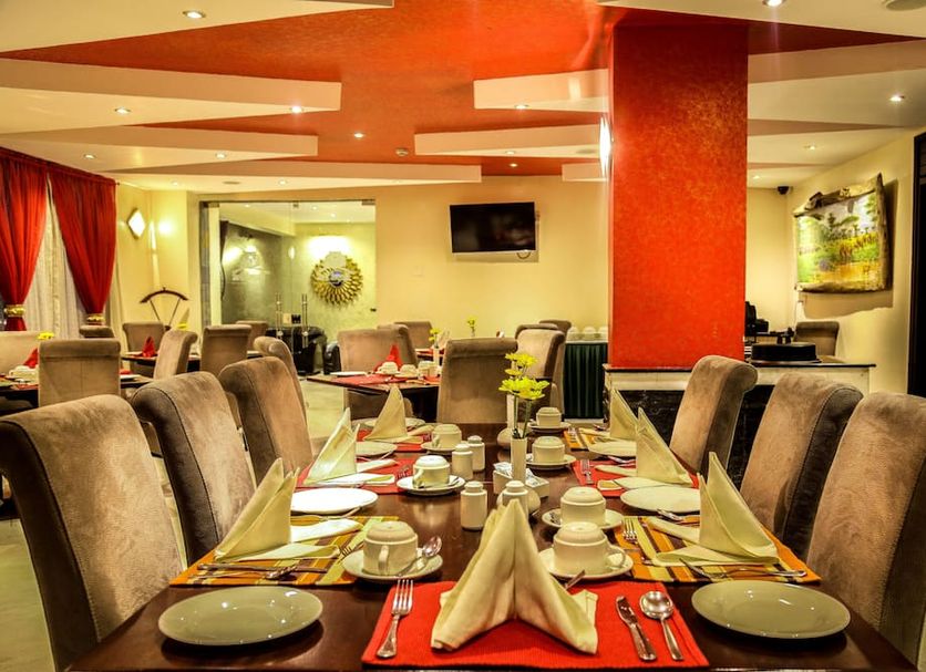 Restaurant Photo