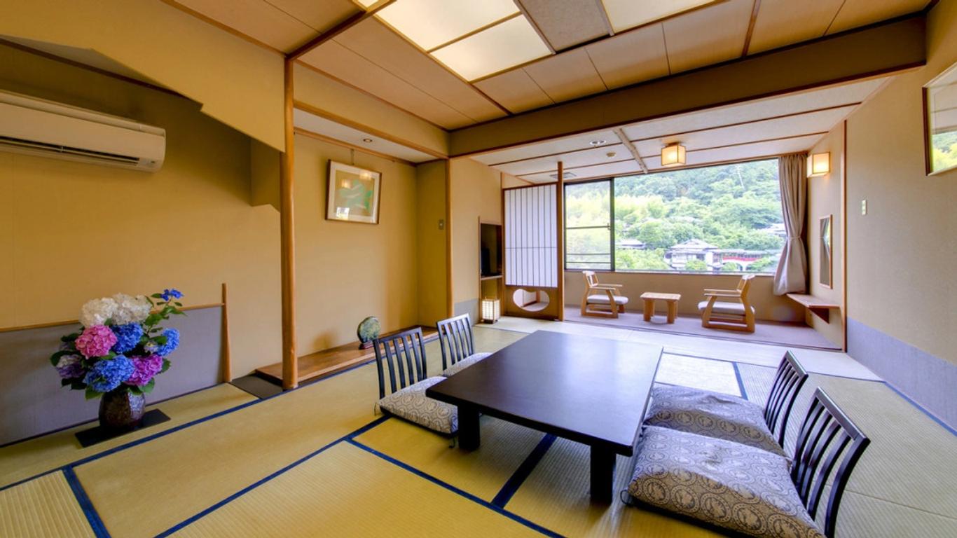 Komatsuya Hachinobou