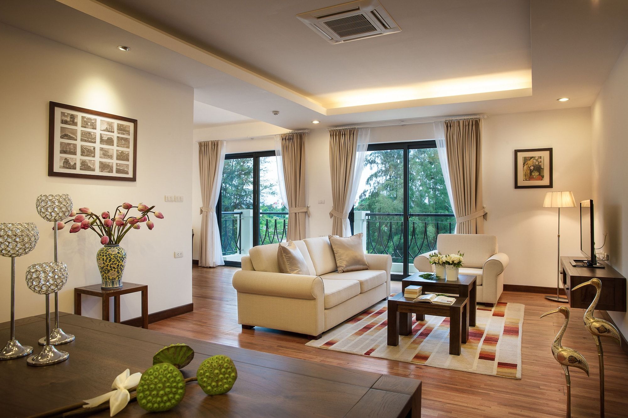 Living room Photo