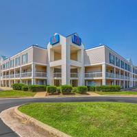 Motel 6 Raleigh North