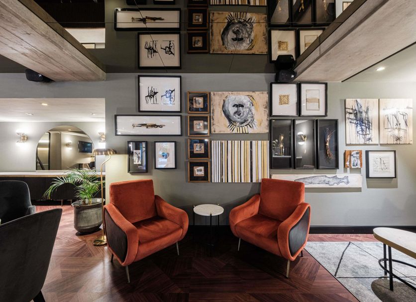 Lounge Photo