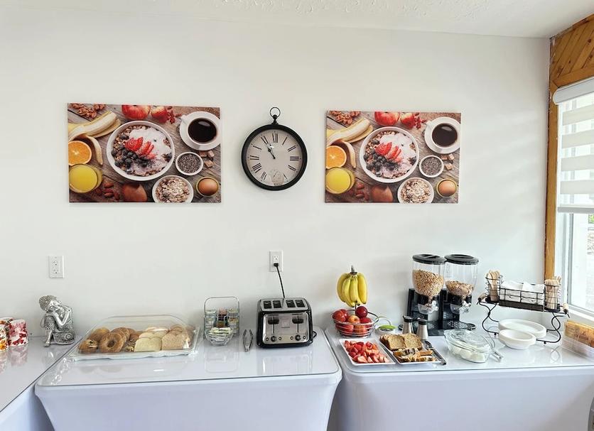 Buffet Photo