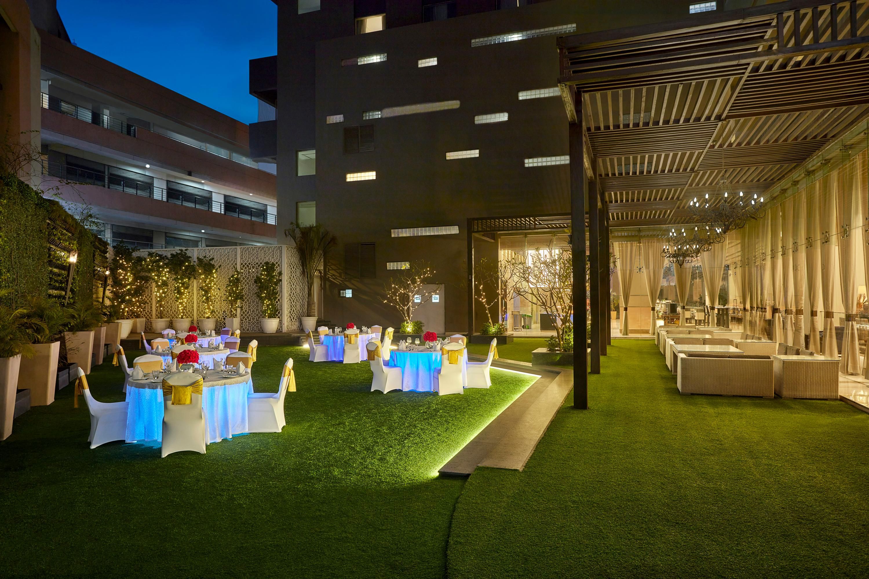 Banquet hall