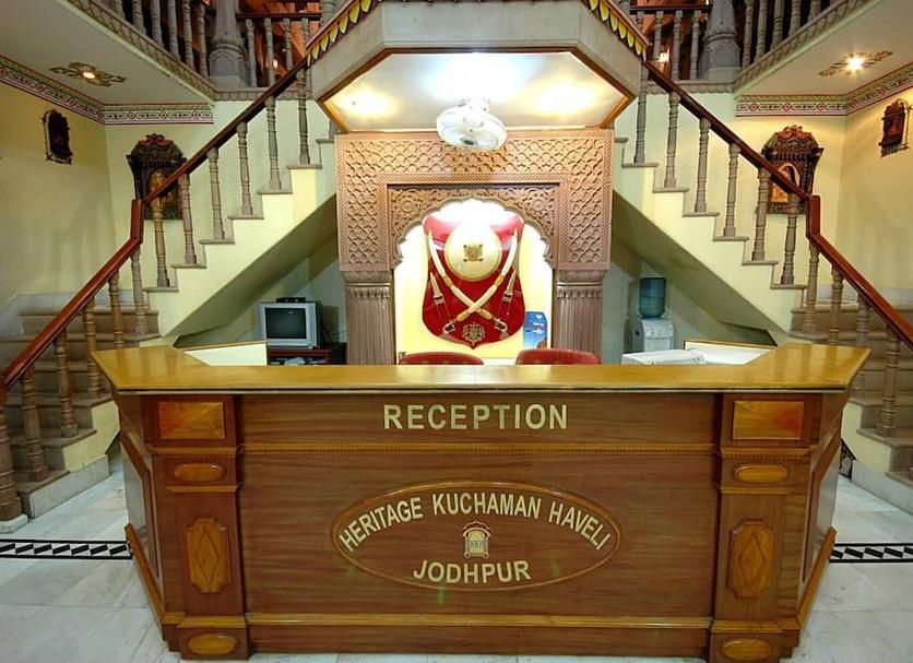 Front desk Photo