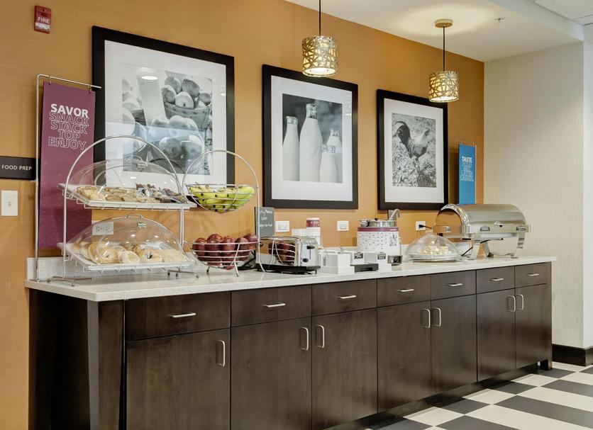 Buffet Photo