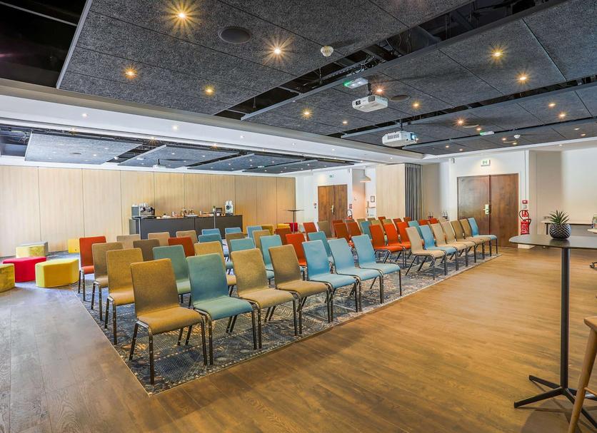 Conference room Photo