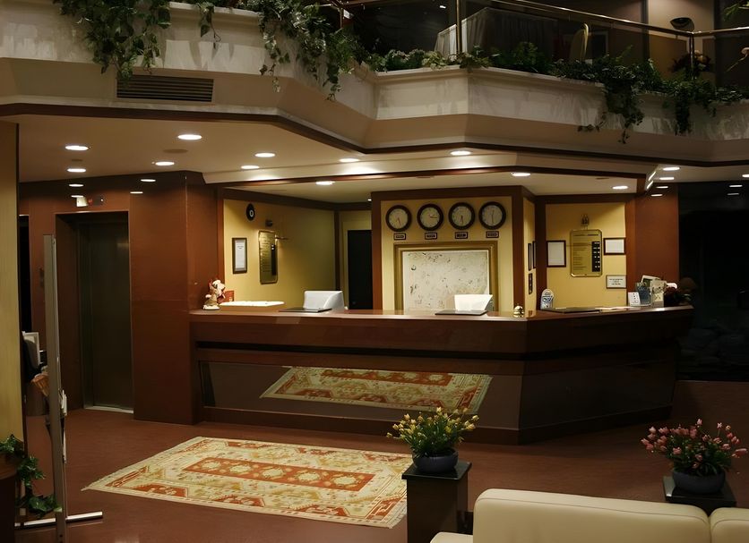 Front desk Photo