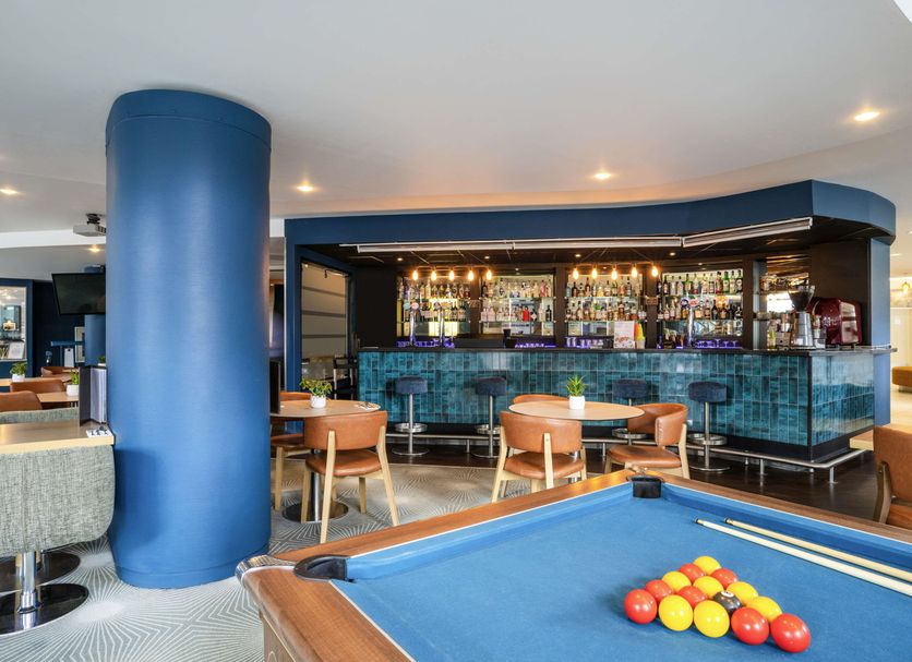 Bar Photo