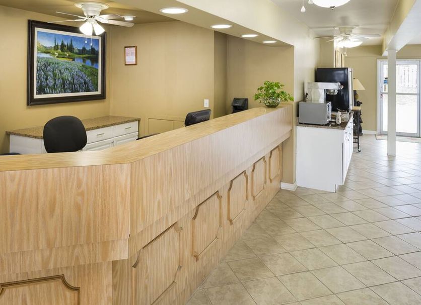Front desk Photo
