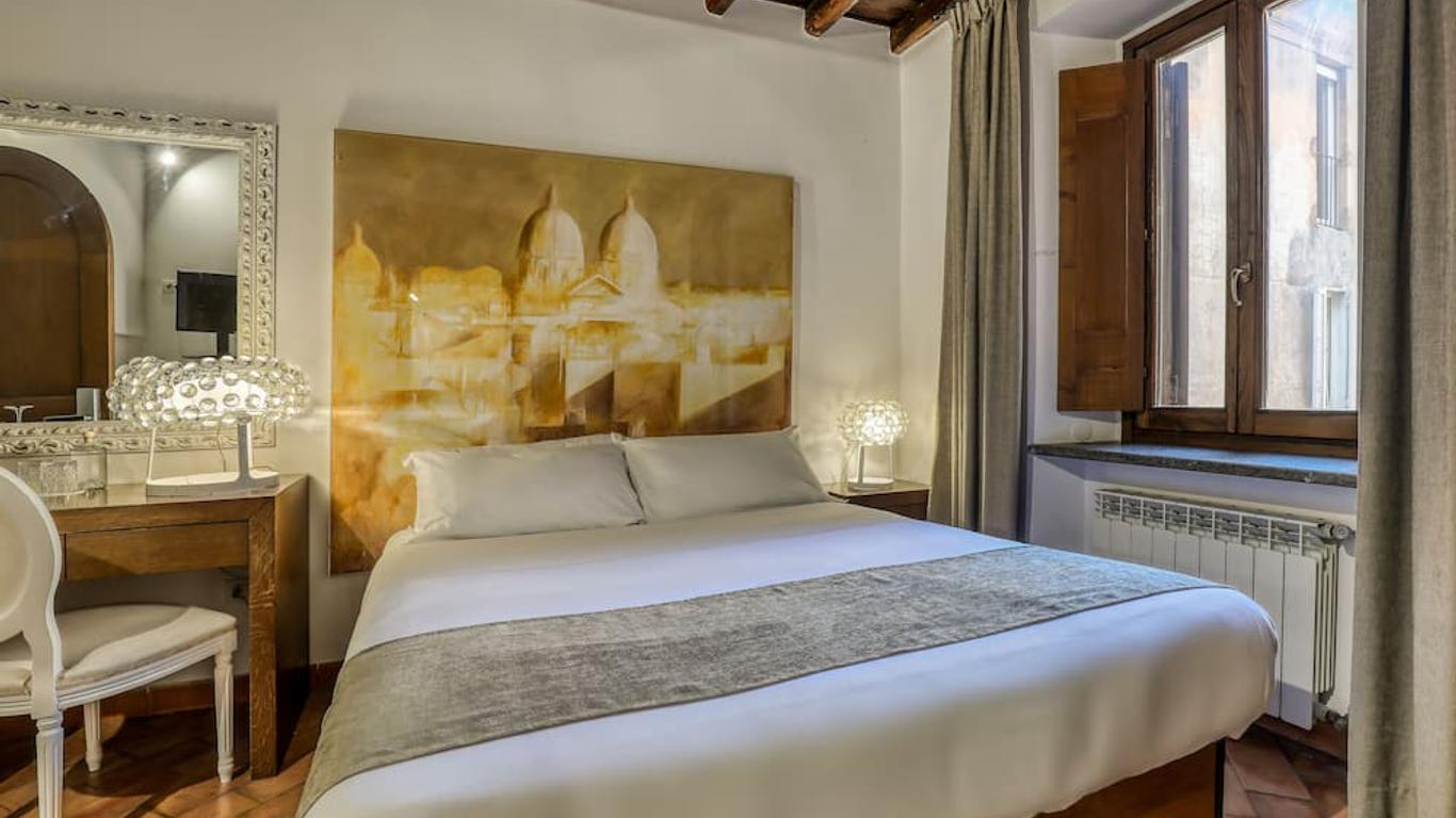 Luxury Navona