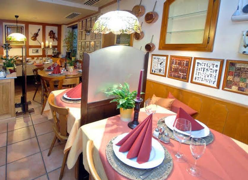 Restaurant Photo