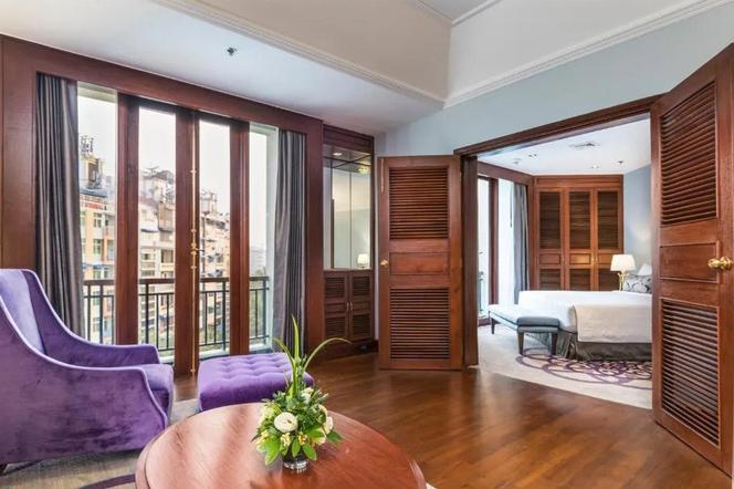 Chatrium Hotel Royal Lake Yangon