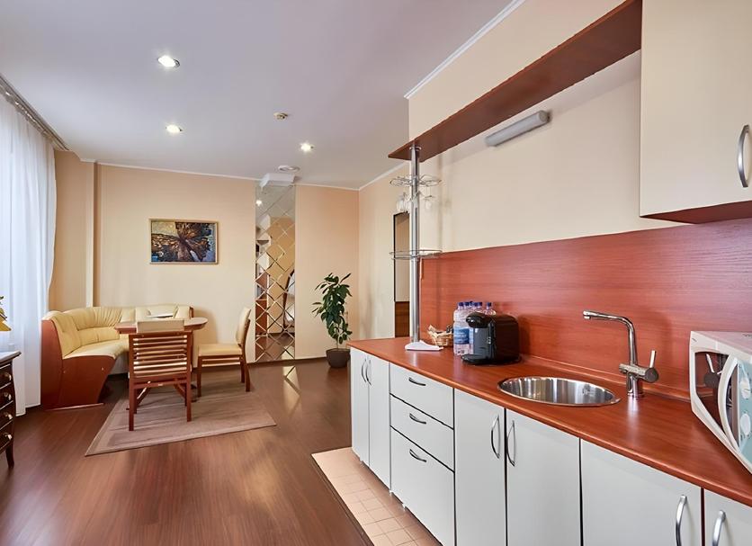 Kitchen Photo